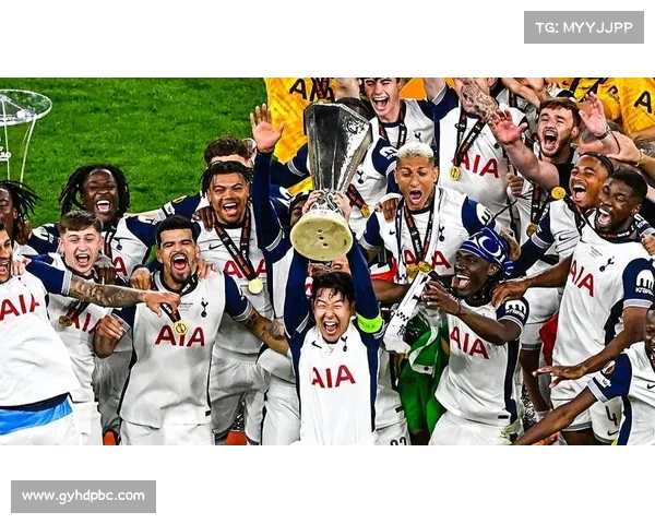 巴萨无缘欧联杯冠军的五大原因揭示球队面临的严峻挑战